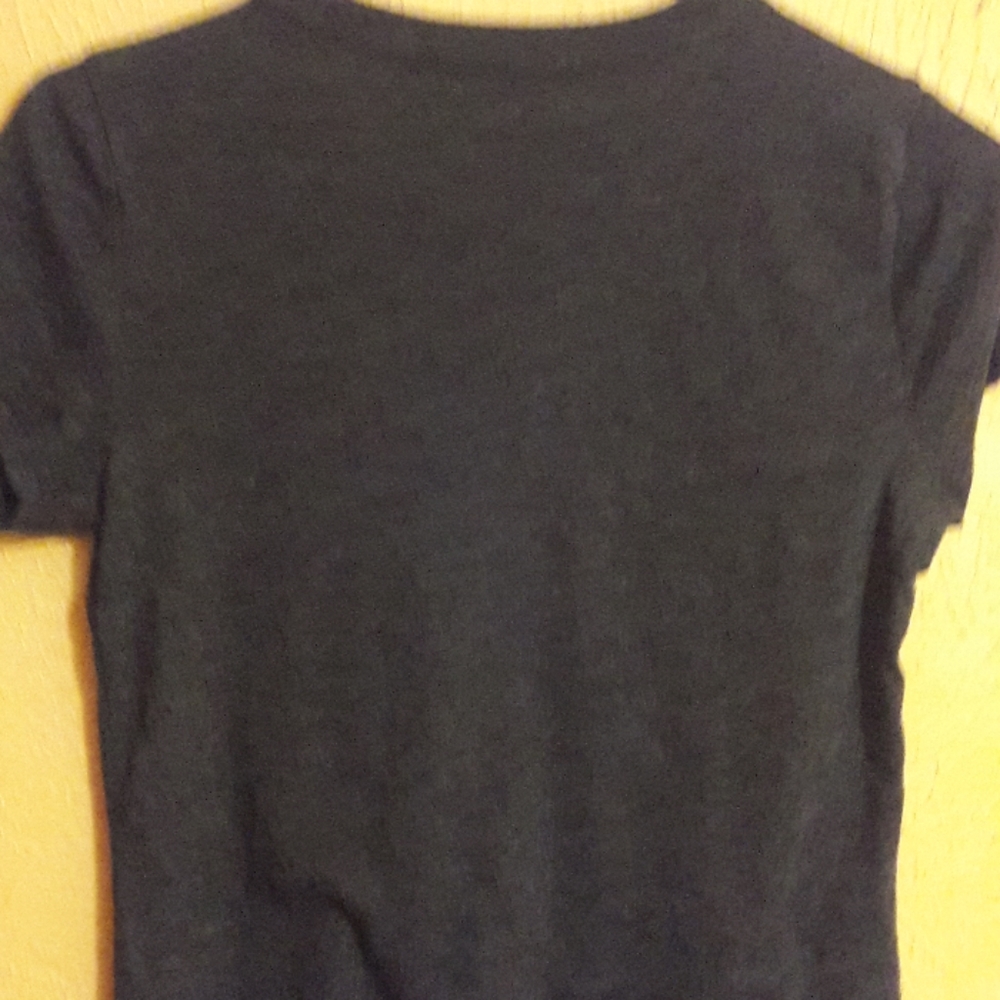 TShirt - Picture 2 of 4